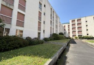 APPARTEMENT QUARTIER LAFAYETTE, T4 au RDC de 104,64 m2 avec balcon, cave et garage boxé IMG_0058.jpeg - APPARTEMENT QUARTIER LAFAYETTE, T4 au RDC de 104,64 m2 avec balcon, cave et garage boxé